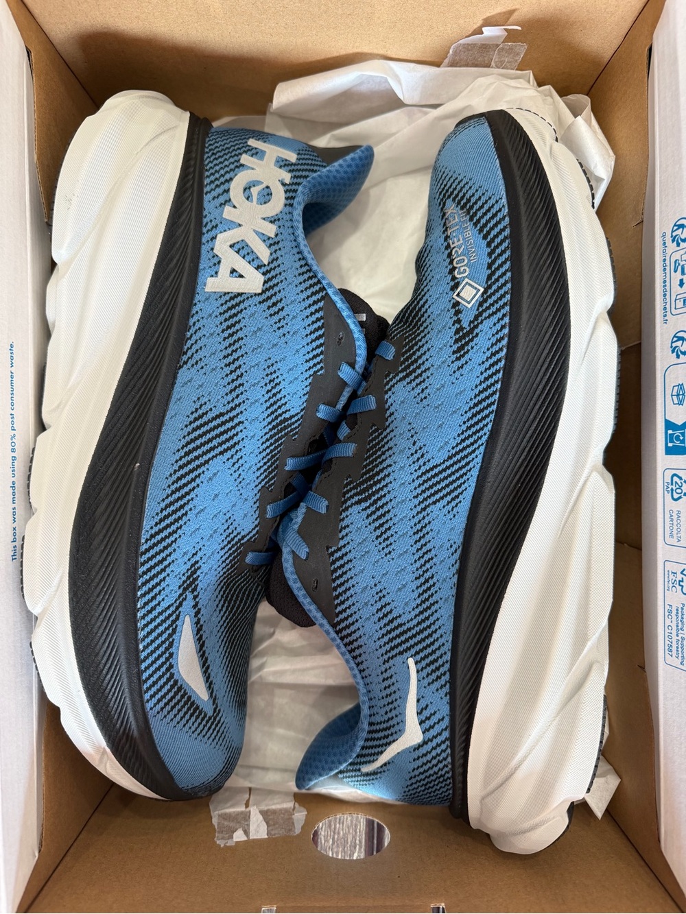 Mens Hoka Clifton 9 GTX - Picture 5 of 5